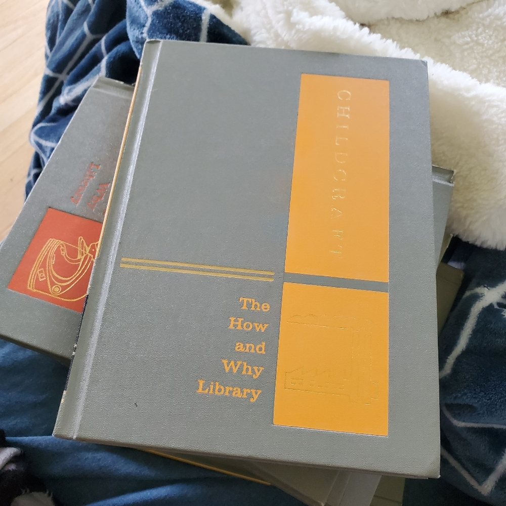 Vintage 1964 Childcraft Volume 7